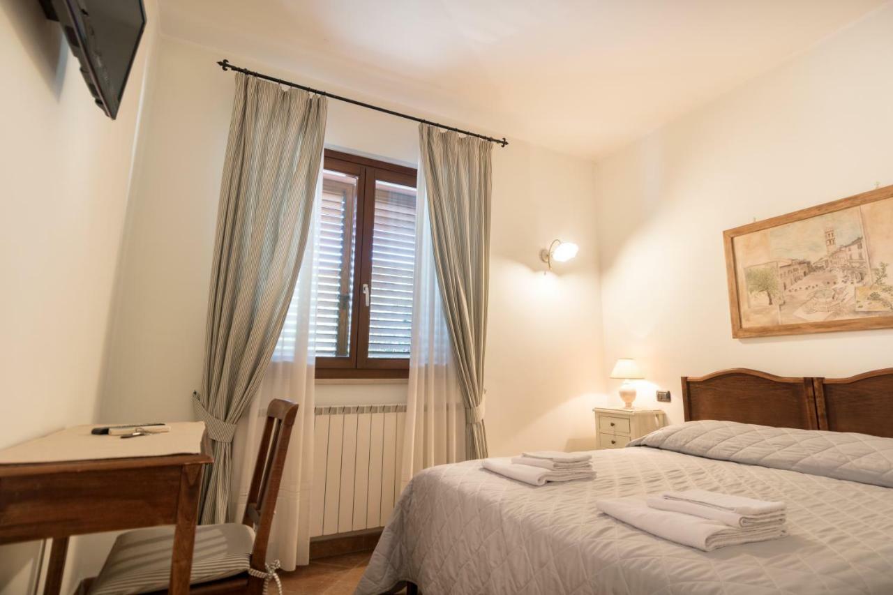 Bed & Breakfast Al Pian D'אסיסי מראה חיצוני תמונה