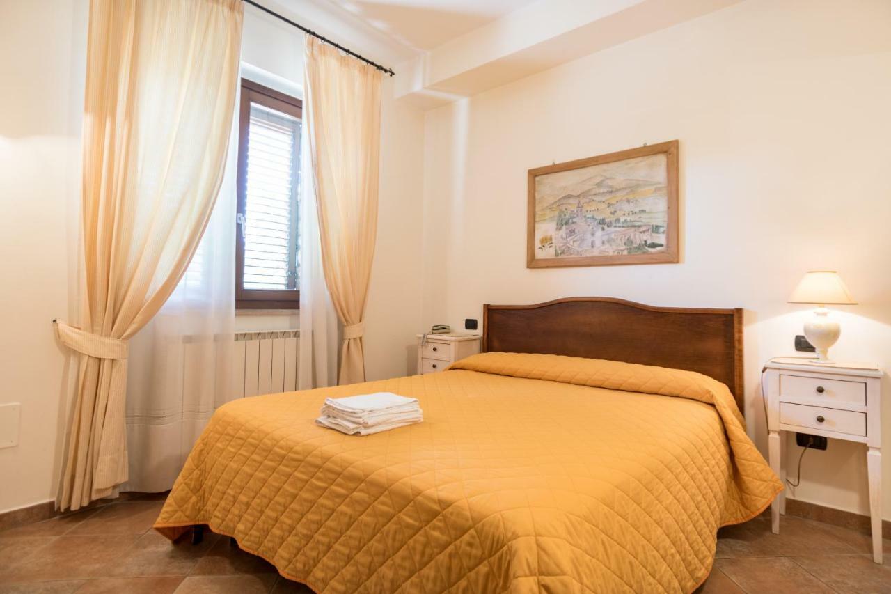 Bed & Breakfast Al Pian D'אסיסי מראה חיצוני תמונה