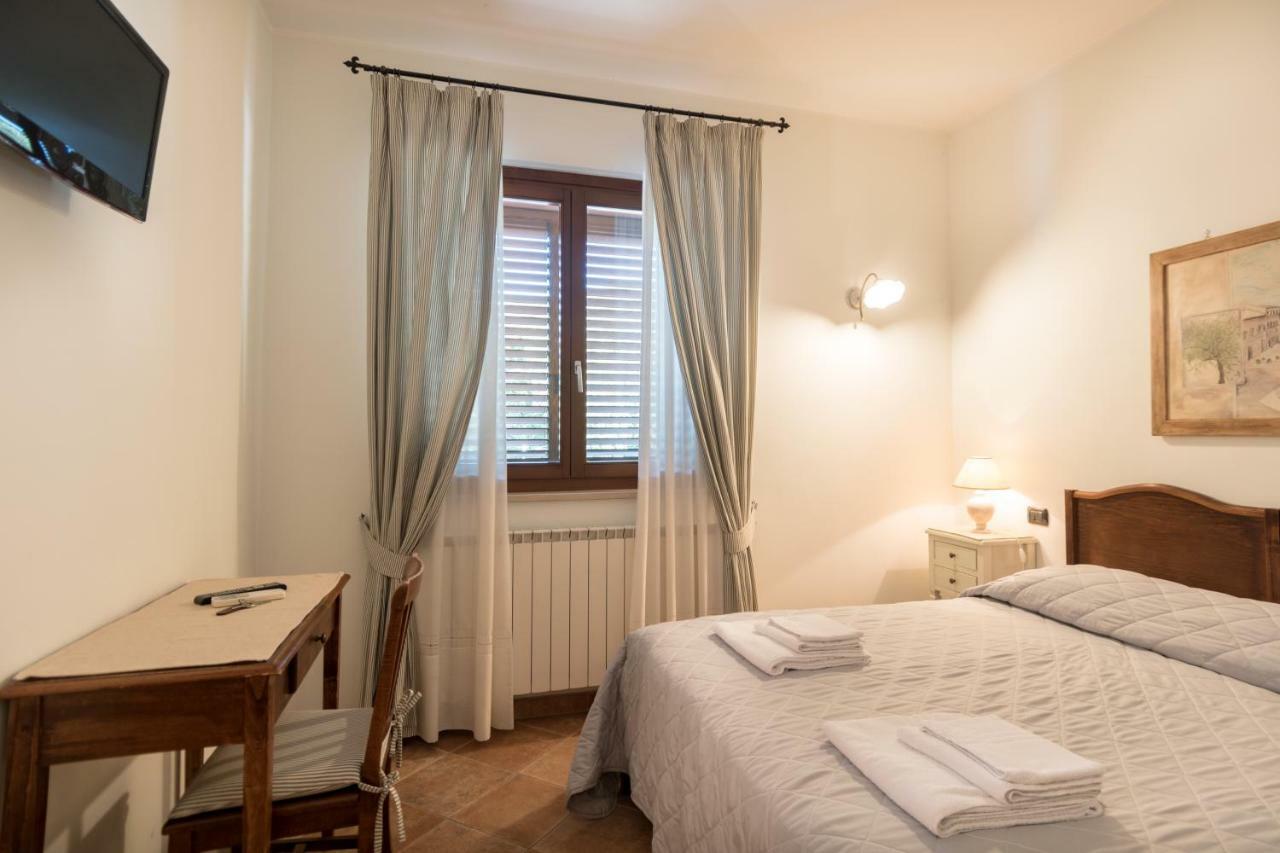 Bed & Breakfast Al Pian D'אסיסי מראה חיצוני תמונה