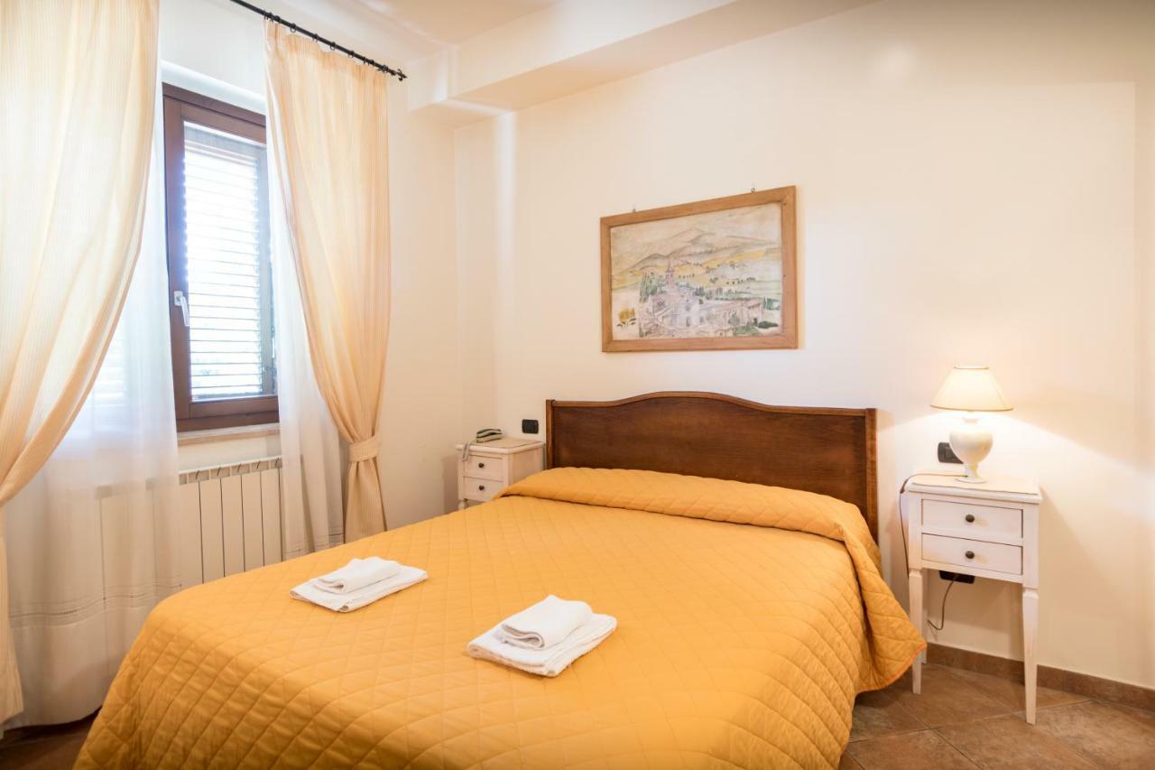 Bed & Breakfast Al Pian D'אסיסי מראה חיצוני תמונה